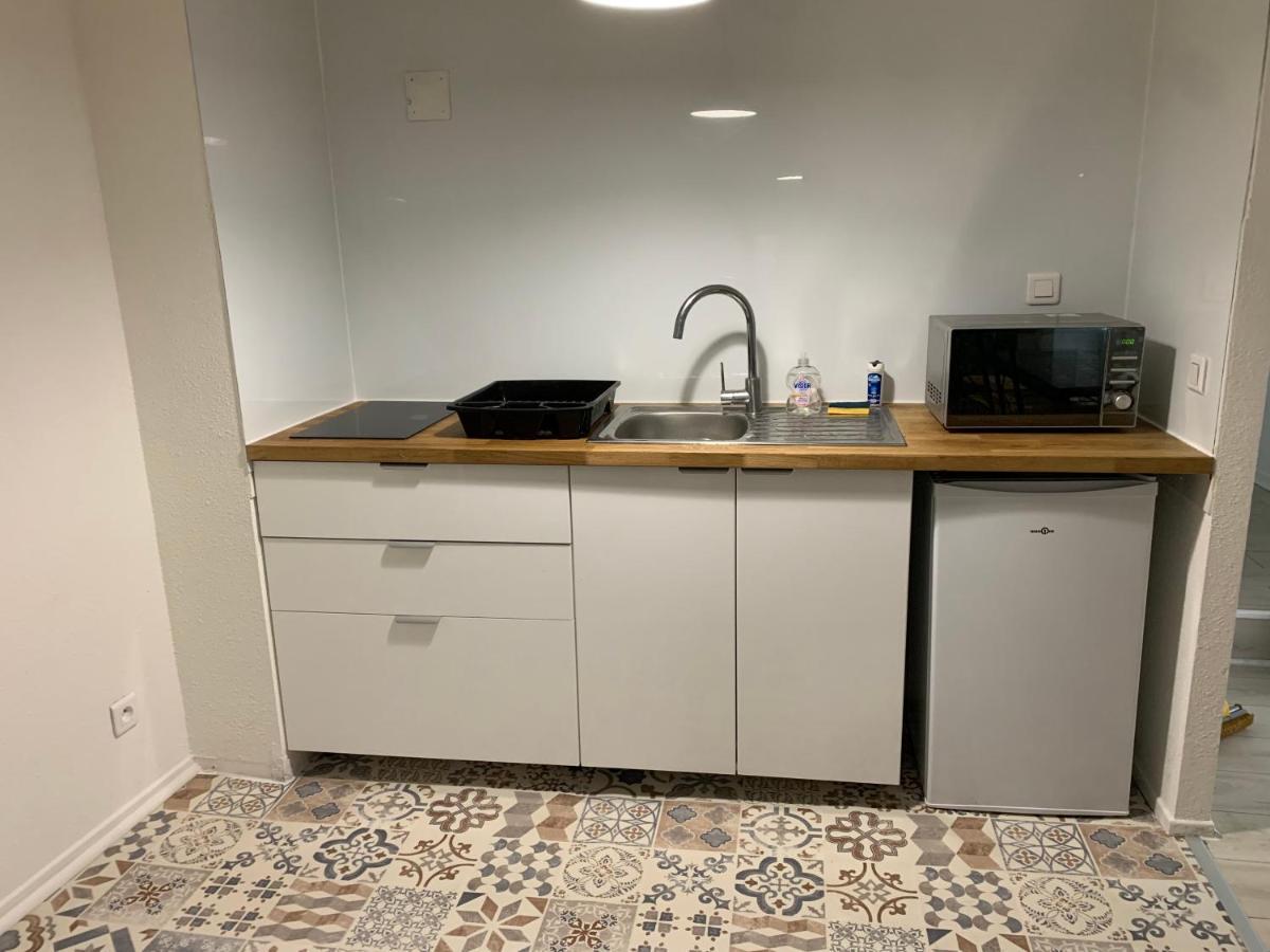 Appartement 2Eme Etage 42M2 Hyper Centre Ville / Parking Gratuit Ріон Екстер'єр фото